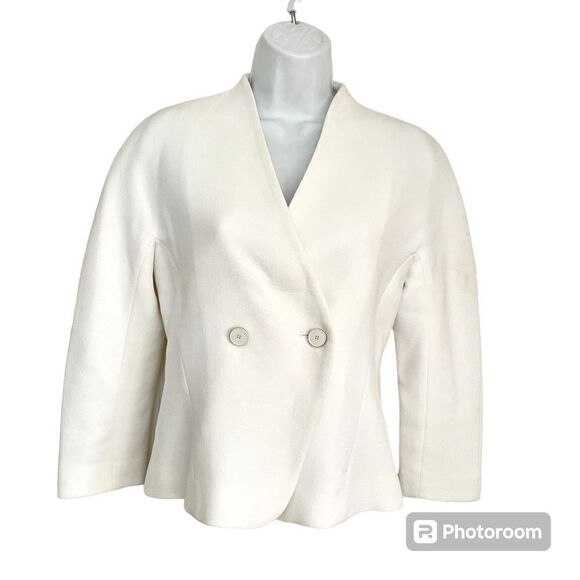 Judith & Charles White Two Button Blazer - Picture 1 of 6